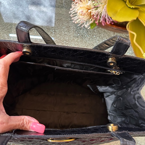 LARGE SALVATORE FERRAGAMO VERA TOTE CROCODILE EMBOSSED BLACK LEATHER GUC - Picture 16 of 16